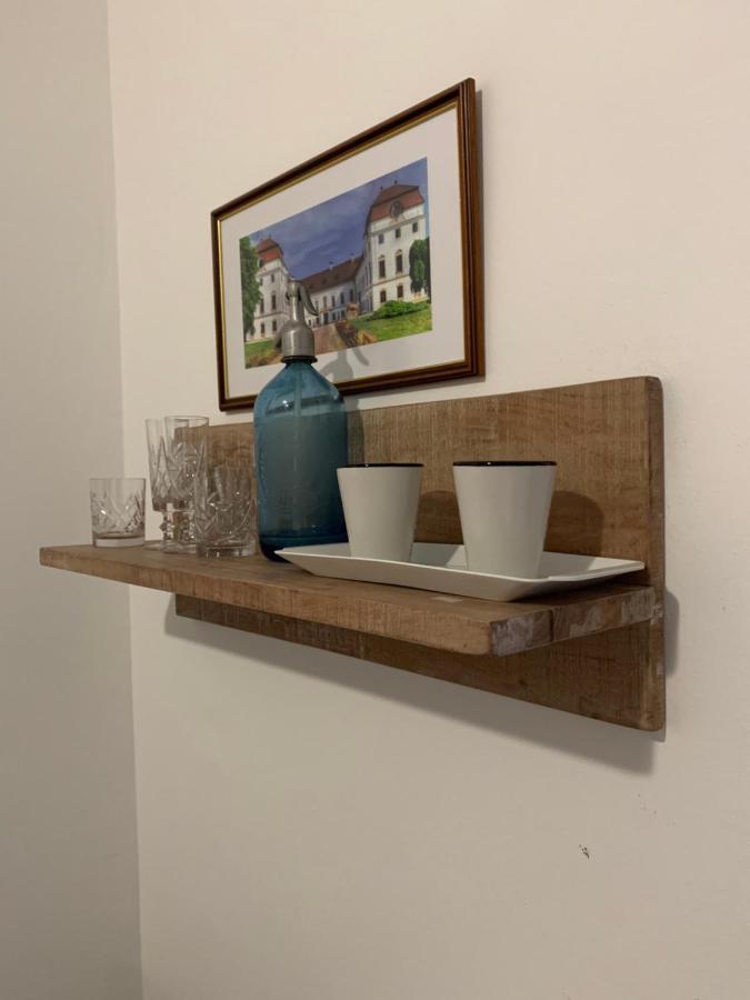 Anna Apartman Pápa Esterno foto